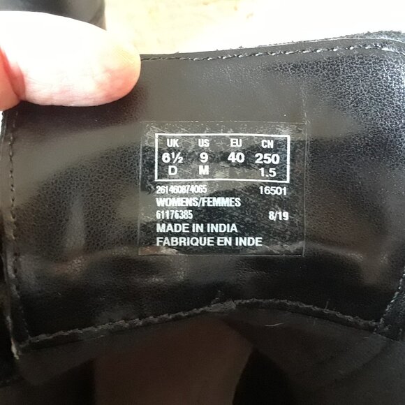 NWOT Clarks Hollis Jasmine Black Leather Boots NEW - Picture 12 of 16